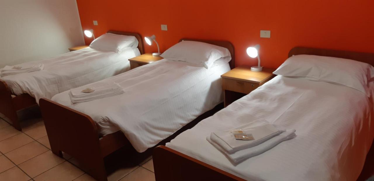 La Cordata Accommodation - Brodolini 24 Cinisello Balsamo Buitenkant foto